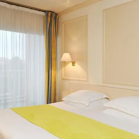 Beau Rivage Hotel