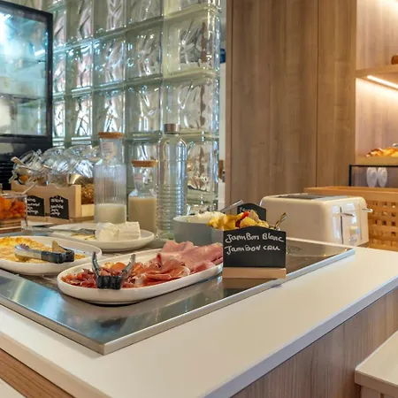 Hotel Kyriad - Royan